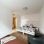 Vintage-wohnung Mit Wintergarten Appartement Tauche