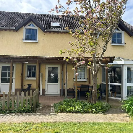 Vintage-wohnung Mit Wintergarten Appartement