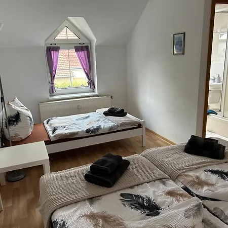 Vintage-wohnung Mit Wintergarten * Tauche