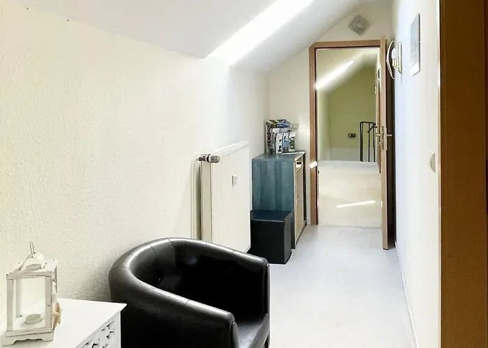 Vintage-wohnung Mit Wintergarten * Tauche