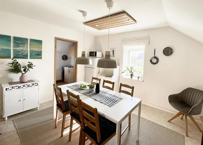 Vintage-wohnung Mit Wintergarten *