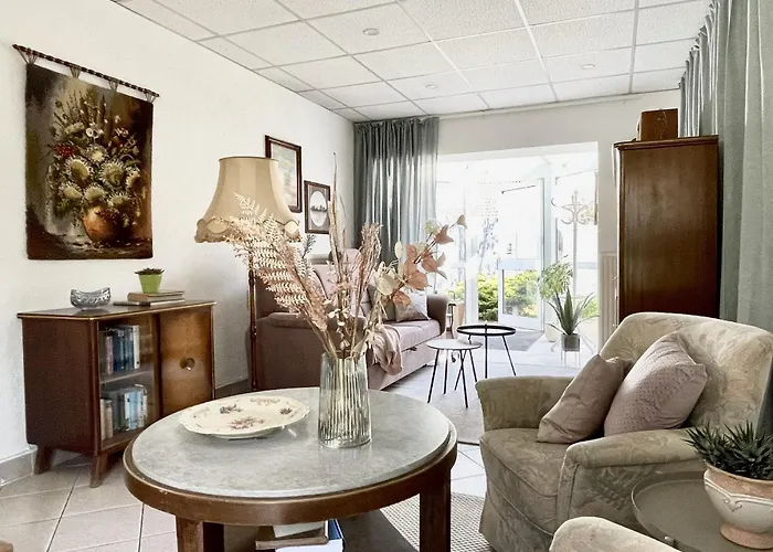 Vintage-wohnung Mit Wintergarten