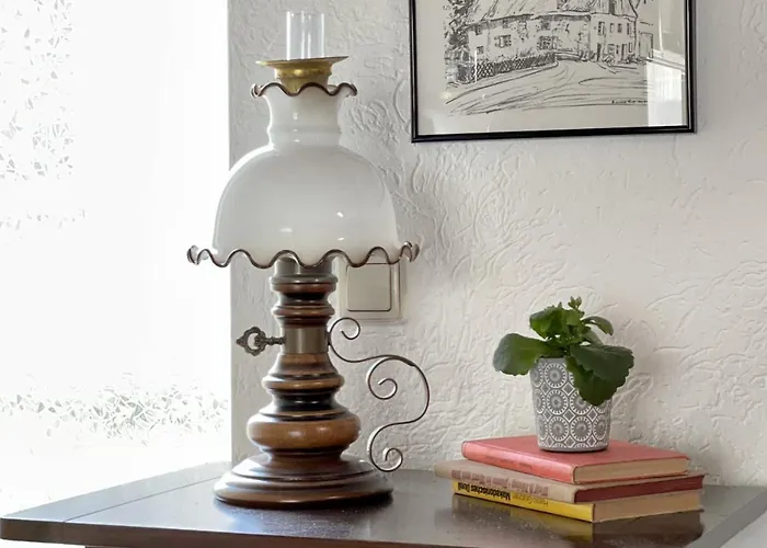 Vintage-wohnung Mit Wintergarten Apartamento